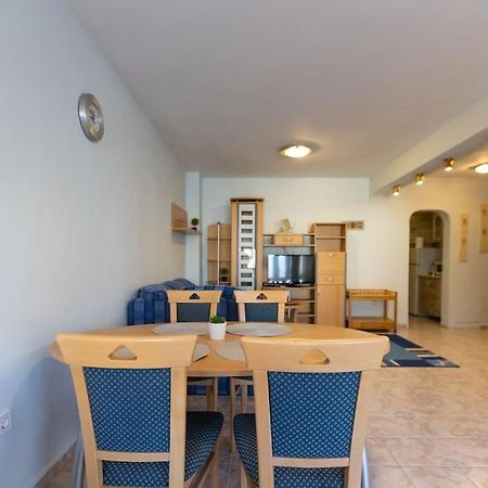 Sunny & Convenient On Dondoukov Blvd, 1 Bdr Zaimov Apartment София Екстериор снимка
