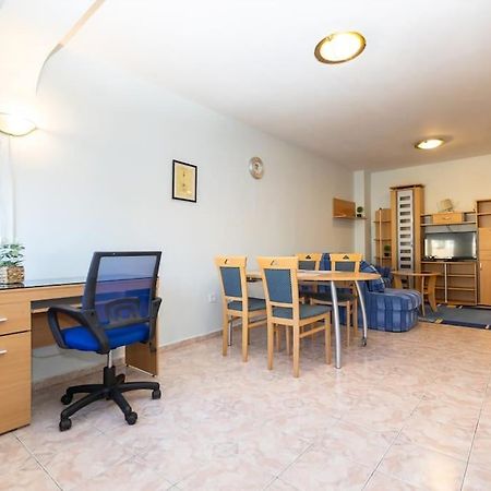 Sunny & Convenient On Dondoukov Blvd, 1 Bdr Zaimov Apartment София Екстериор снимка